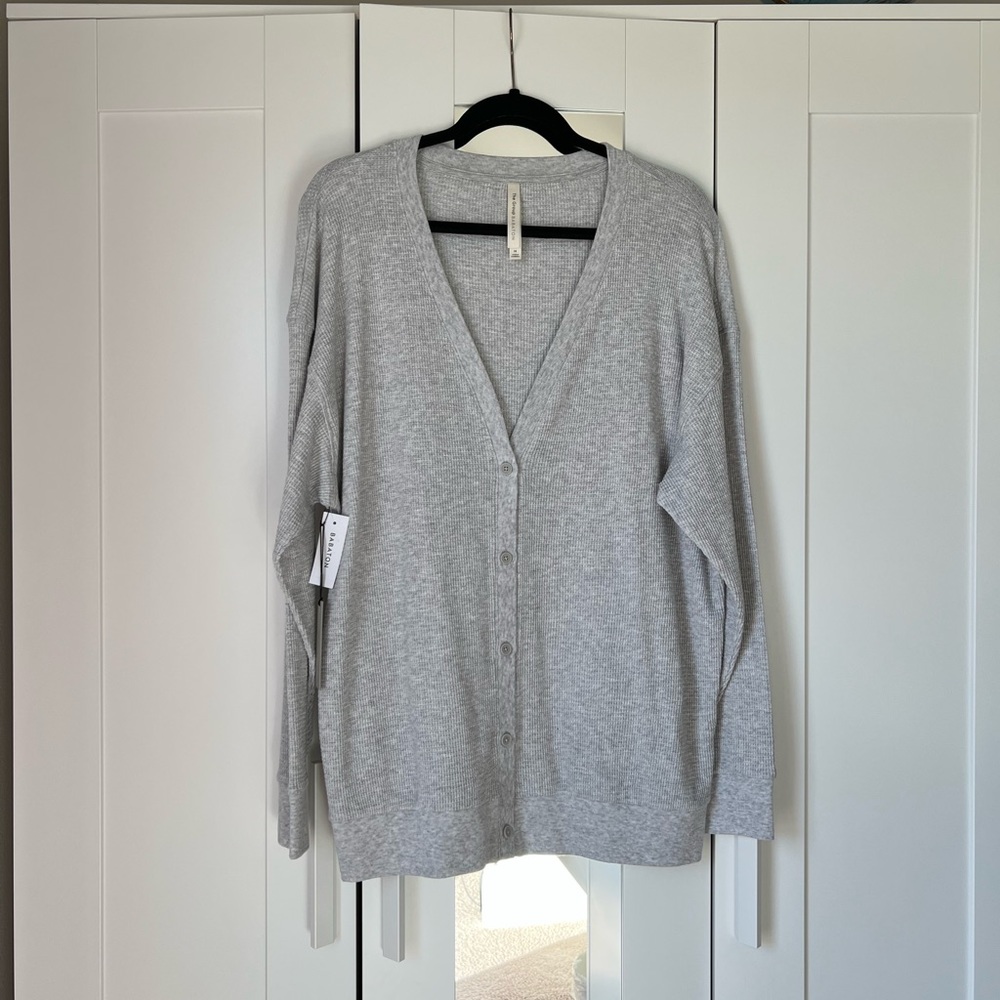 NWT Aritzia The Group Thermal Button-Up Cardigan in Heather Light Cool Grey